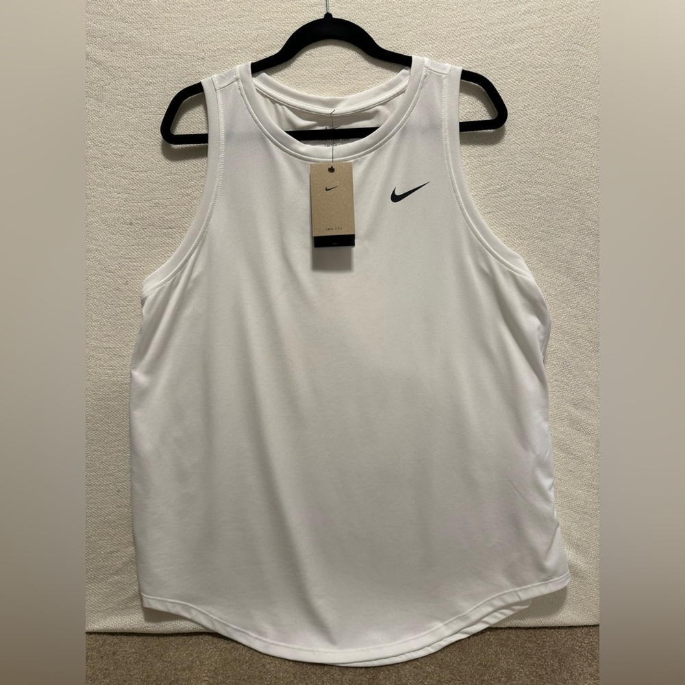 Nike Women's Plus Size 0X Dri-FIT Legend Rlgd LBR Tank